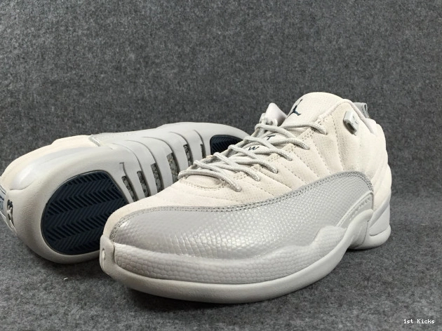 Suede 12 Low 308317-002 Jordan Grey Air 0817